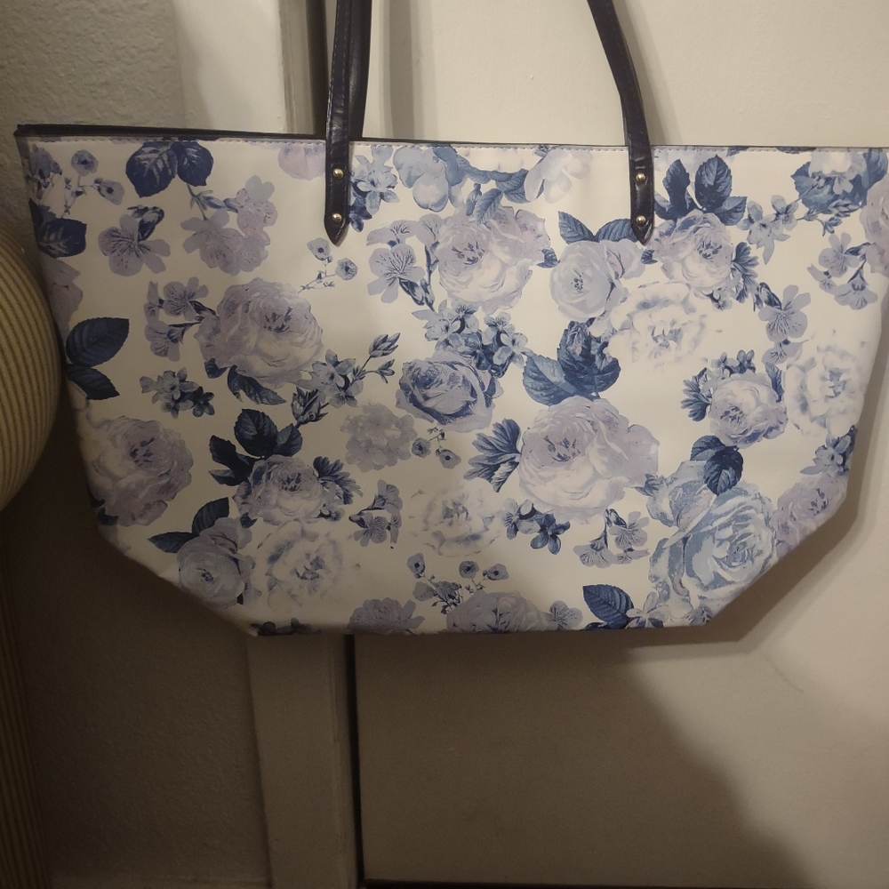 Women's Tote Bag - Picture 2 of 3